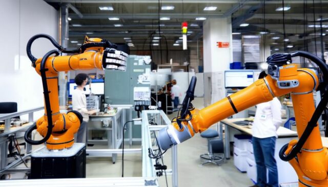 Physical AI – Khi trí tuệ nhân tạo bước ra thế giới thật 4 anh dai dien